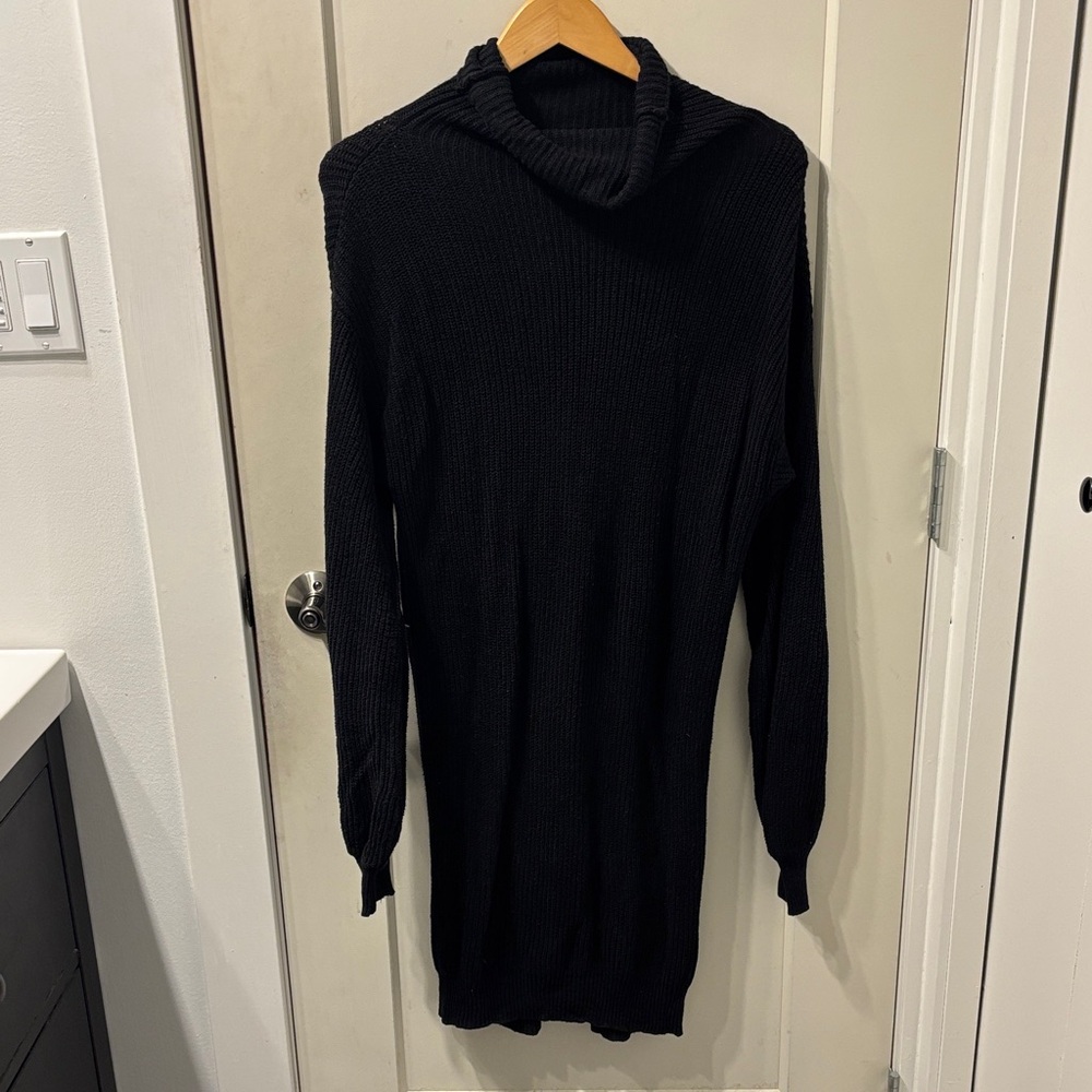 Emma Knudsen Black Women's Sweater Dress